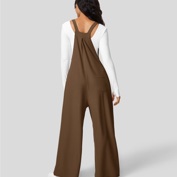 Halara Adjustable Strap Pocket Overalls Plicated Waffle NWT - Picture 2 of 3